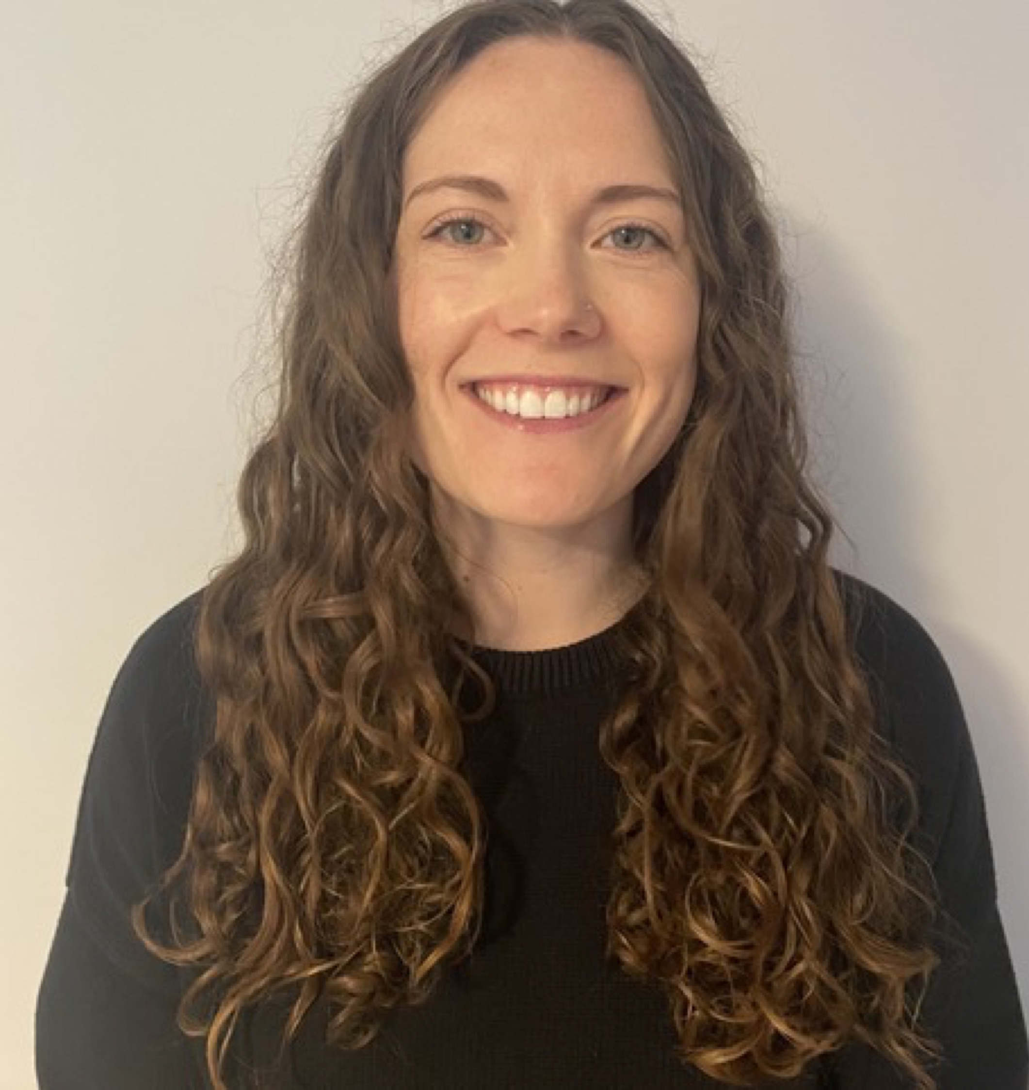 Dr Hannah Line image